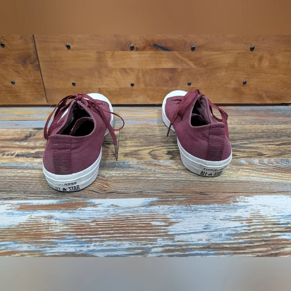 Converse Chuck Taylor II Lunarlon Burgundy Low Top Sneakers Size 11.5 Men - Picture 5 of 9